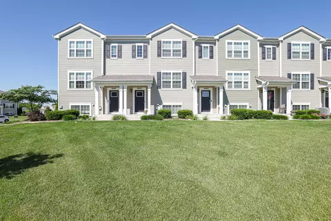 2442 Alison Ave, Pingree Grove, IL 60140