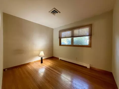 Bedroom - 315 Mecherle Dr, Bloomington, IL 61701 photo 5 of 6