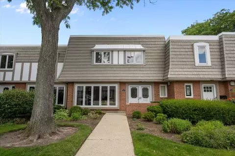 Undisclosed, Highland Park, IL 60035