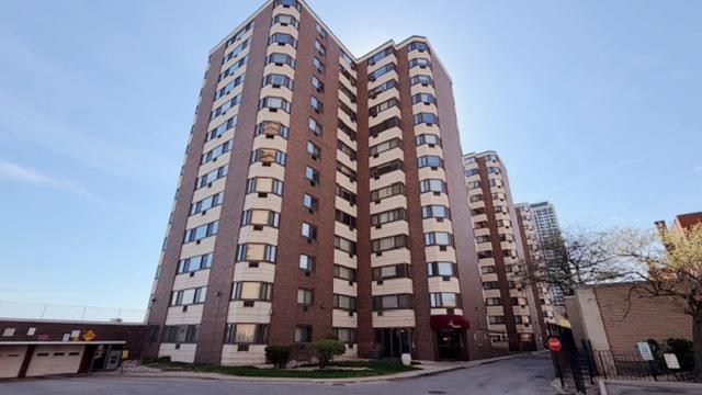7337 S South Shore Dr #616, Chicago, IL 60649