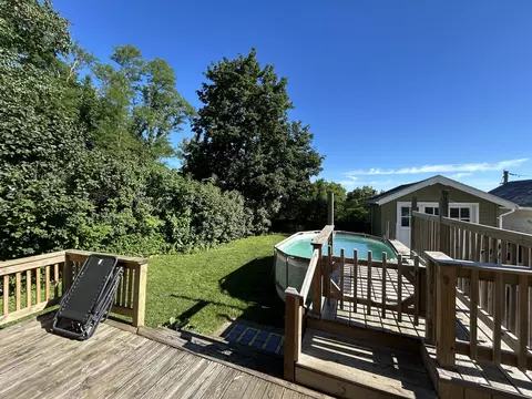 Exterior - 1519 11th Ave, Moline, IL 61265 photo 2 of 4