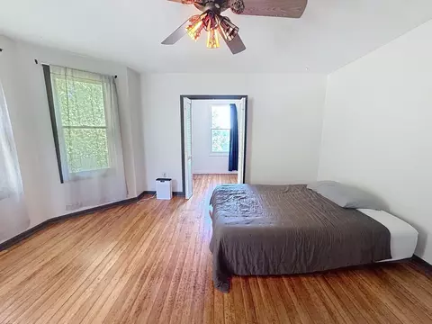 Bedroom - 1519 11th Ave, Moline, IL 61265 photo 2 of 6