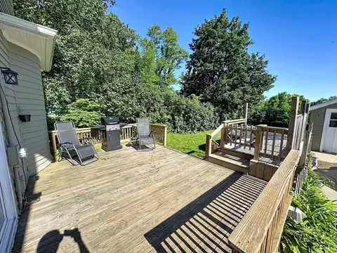Exterior - 1519 11th Ave, Moline, IL 61265 photo 1 of 4