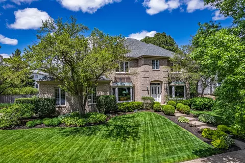 391 Dupahze St, Naperville, IL 60565