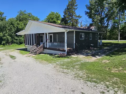 31600 166th Ave W, Illinois City, IL 61259