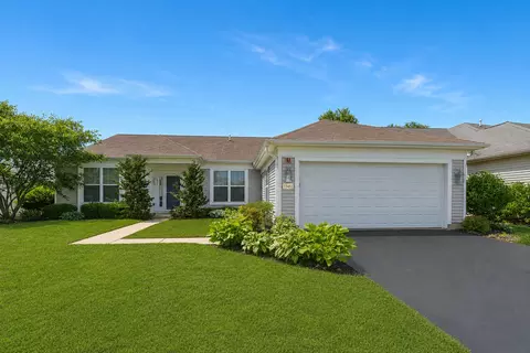 13453 E Grainery Ln E, Huntley, IL 60142