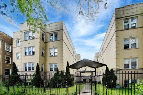 6446 N Claremont Ave #G, Chicago, IL 60645