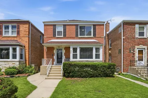 2924 W Jerome St, Chicago, IL 60645