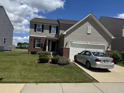 137 Lawrence Ln, Matteson, IL 60443