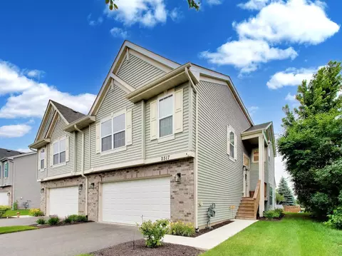 2517 Timber Springs Dr, Joliet, IL 60432