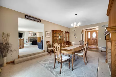 Dining - 7140 W Pauling Rd, Monee, IL 60449 photo 2 of 2