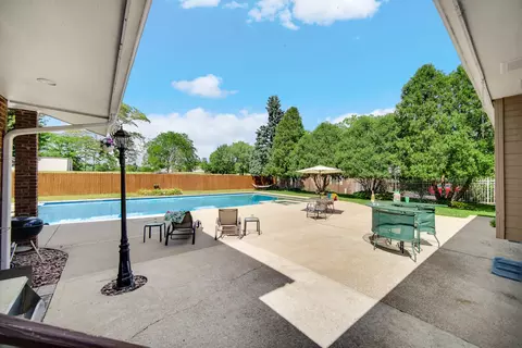 Exterior - 7140 W Pauling Rd, Monee, IL 60449 photo 3 of 5