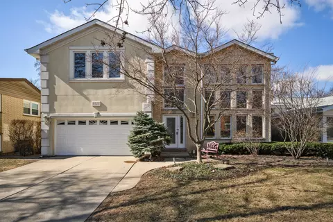 8938 Keeler Ave, Skokie, IL 60076