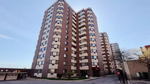 7337 S South Shore Dr #1109, Chicago, IL 60649