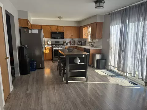 2111 Three Forks Dr, Plainfield, IL 60586 photo 5