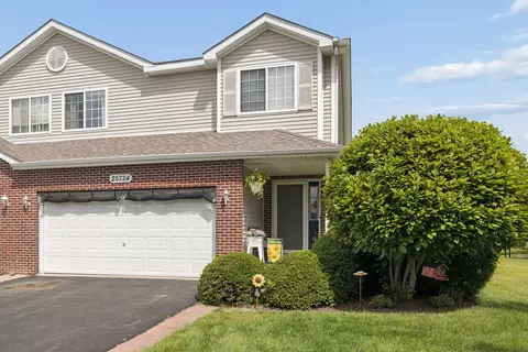 25724 S Red Stable Ln, Channahon, IL 60410