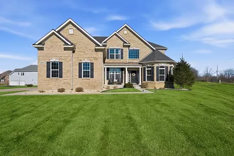 2617 Barker Dr, Batavia, IL 60510