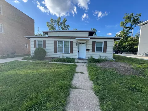 28 W Willow St, Lombard, IL 60148
