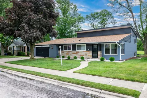 5823 Emerson St, Morton Grove, IL 60053