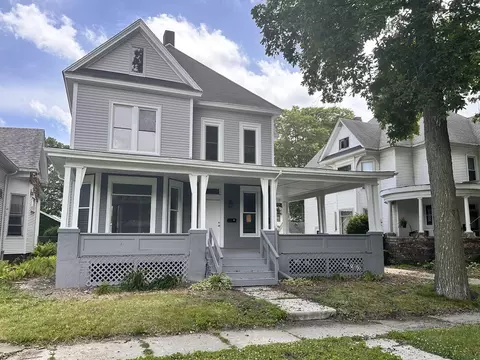 105 W Wilson St, Streator, IL 61364