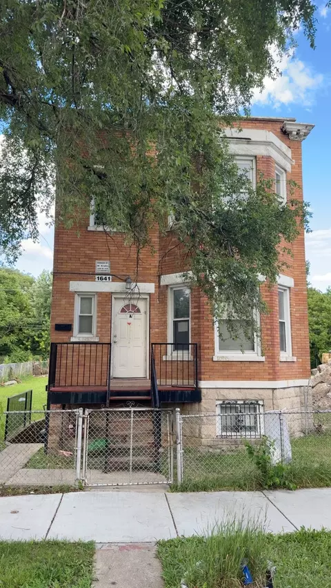 1641 S Ridgeway Ave, Chicago, IL 60623