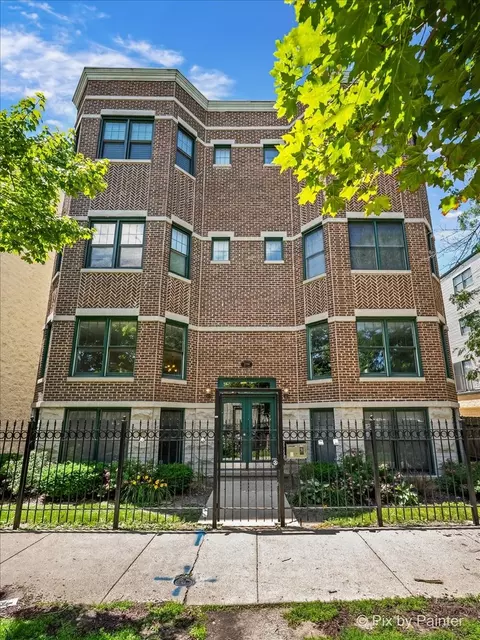 2756 N Wolcott Ave #1S, Chicago, IL 60614