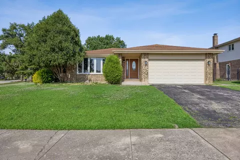 13608 Inverness Dr, Orland Park, IL 60462