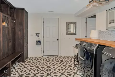 Other - 829 E Porter Ave, Naperville, IL 60540 photo 4 of 9