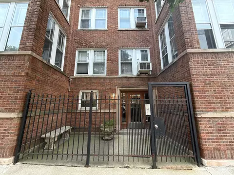 7662 N Sheridan Rd #3F, Chicago, IL 60626
