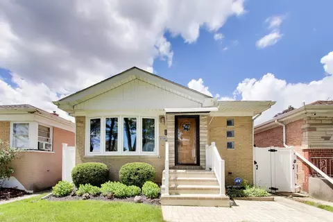 1118 Bohland Ave, Bellwood, IL 60104