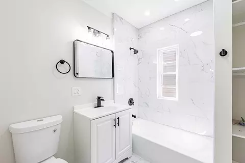 Bath - 117 E 104th Pl, Chicago, IL 60628 photo 1 of 1