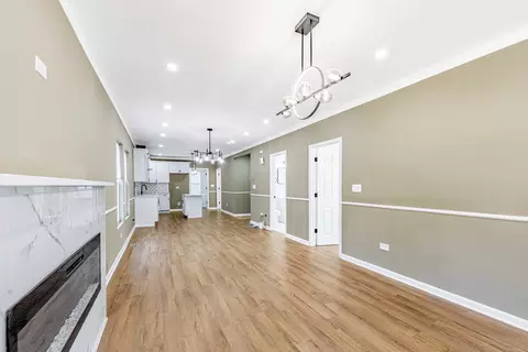 Living - 117 E 104th Pl, Chicago, IL 60628 photo 2 of 4