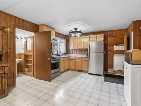 Kitchen - 311 Marengo Rd, Harvard, IL 60033 photo 3 of 5
