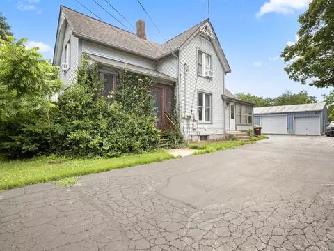 311 Marengo Rd, Harvard, IL 60033
