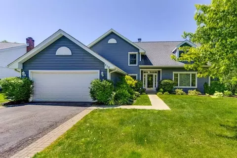 310 Chesterfield Ln, Vernon Hills, IL 60061