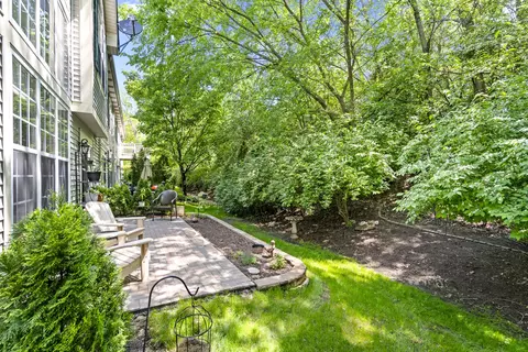 Exterior - 367 Emerald Ln, Algonquin, IL 60102 photo 3 of 3