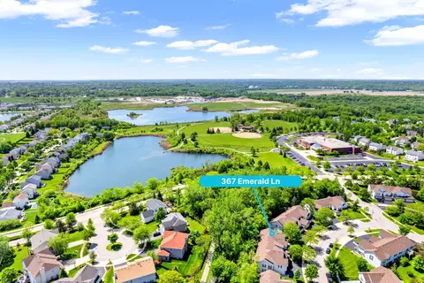 View/Area - 367 Emerald Ln, Algonquin, IL 60102 photo 2 of 9
