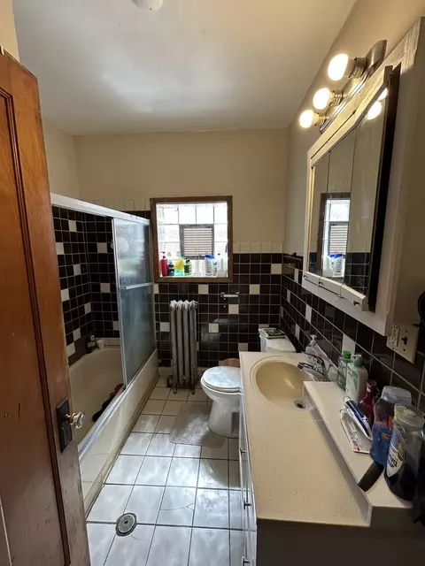 Bath - Undisclosed, Chicago, IL 60647 photo 1 of 1