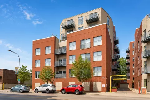 1210 Chicago Ave #C302, Evanston, IL 60202