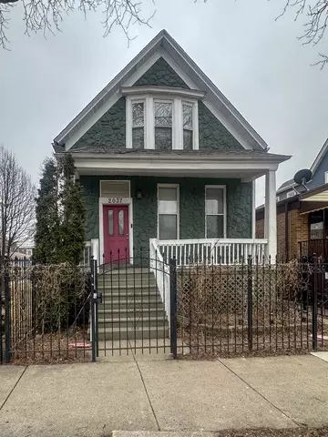 2037 N Tripp Ave, Chicago, IL 60639