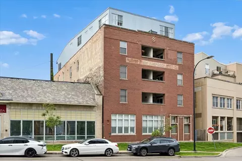 1830 Ridge Ave #103, Evanston, IL 60201