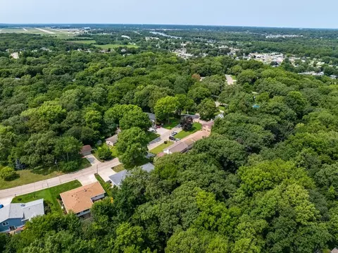 View/Area - 607 E 5th St, Coal Valley, IL 61240 photo 4 of 5