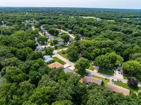 View/Area - 607 E 5th St, Coal Valley, IL 61240 photo 5 of 5