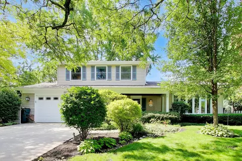 1117 Dawes St, Libertyville, IL 60048