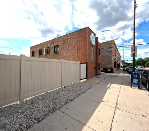 3940 N Central Ave, Chicago, IL 60634