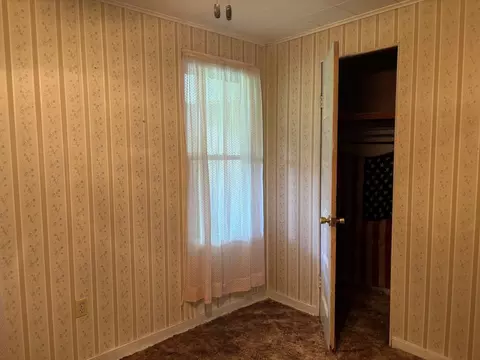 Bedroom - 15648 Norrish Rd, Morrison, IL 61270 photo 5 of 7