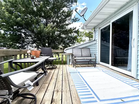 Exterior - 31875 E Thome Rd, Rock Falls, IL 61071 photo 3 of 8