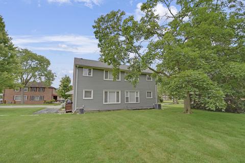 Exterior - 10 Michael Rd, Park Forest, IL 60466 photo 2 of 2