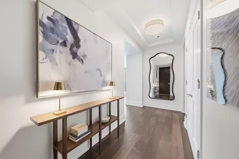 Entry Way - 363 E Wacker Dr #2702, Chicago, IL 60601 photo 1 of 1