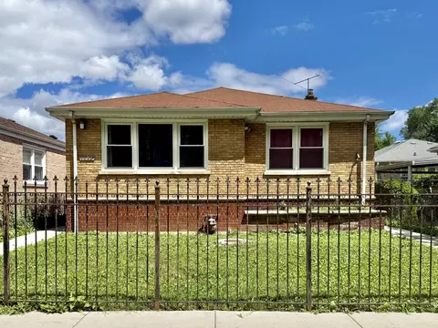 3842 W Argyle St, Chicago, IL 60625